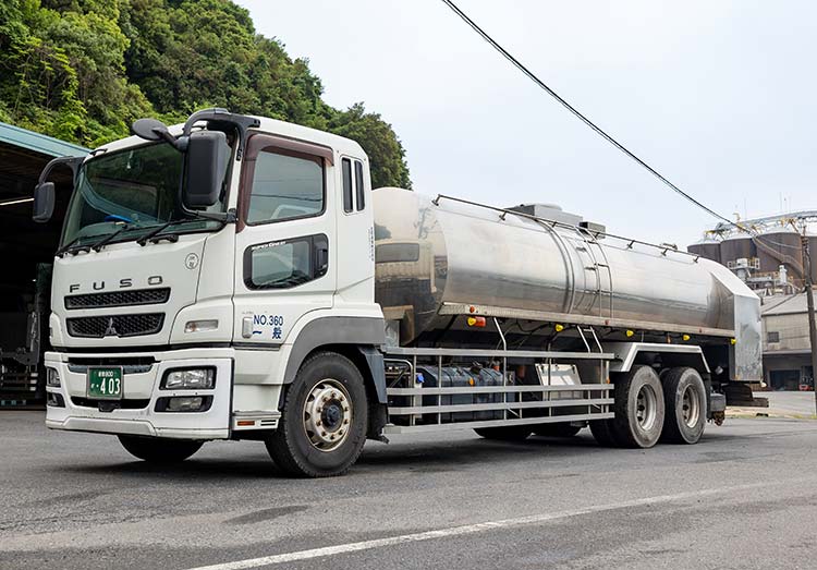 ミルクローリー車